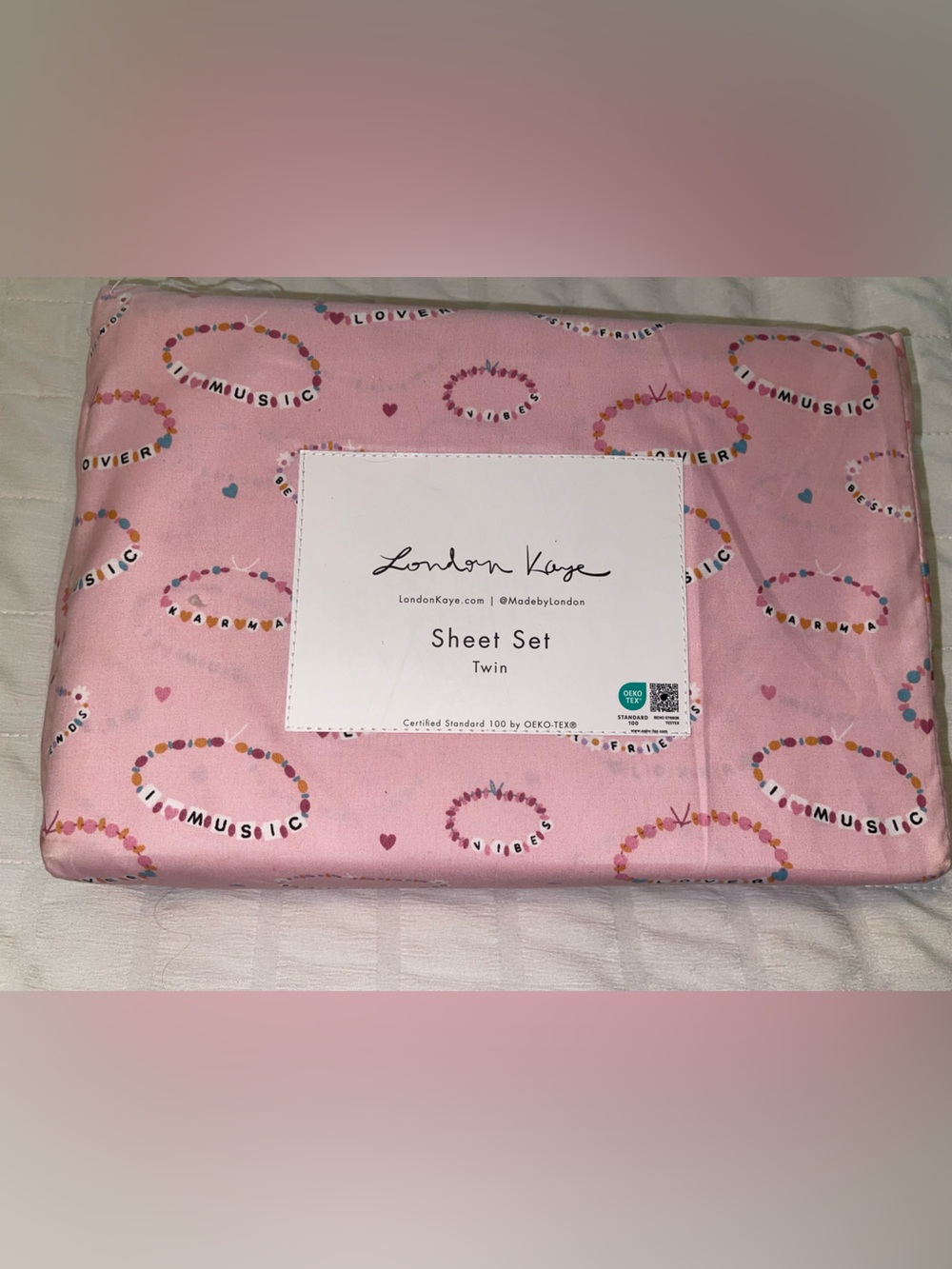 London Kaye Pink Twin Sheet Set - Heart bracelets on Pink